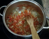 Foto del paso 2 de la receta: Arroz con atún, verduras y tomate frito