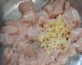 Foto langkah ke 1 dari resep Ayam Nanas Asam Manis.