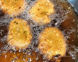 A picture of step 3 of Parippu vada - traditional Kerala snacks.