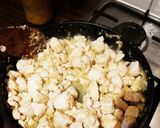 Foto del paso 4 de la receta: Piña envuelta en tocino rellena con pollo BBQ