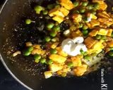 मूँगदाल डोसा विथ मटर पनीर फिलिंग (Moongdal Dosa with Matar paneer fiiling recipe in Hindi) रेसिपी चरण 2 फोटो
