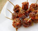 A picture of step 4 of Minced meat lolly pop.