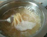 A picture of step 2 of Singaporean Rice.