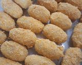 Foto langkah ke 7 dari resep Kroket kentang ayam keju.