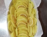 Foto del passaggio 5 della ricetta Patate al forno al limone 🌷