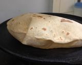 A picture of step 5 of Simple chapati.