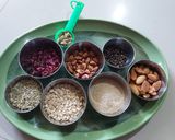 A picture of step 1 of Thandai syrup.