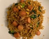 Foto langkah ke 4 dari resep Indomie Goreng Digoreng.