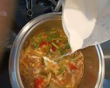 Foto langkah ke 5 dari resep Resep tom yum ala chef Devina.