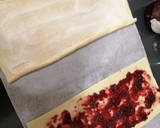 Foto del paso 3 de la receta: Palmeritas de azúcar y palmeritas de frambuesa