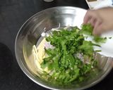 A picture of step 1 of Aloo Ke pakoray.