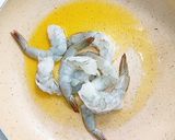 Foto langkah ke 2 dari resep Udang Asam Manis Saus Tiram.