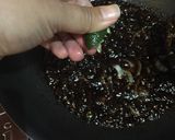 Foto langkah ke 5 dari resep Ayam Goreng Mentega.