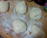 Foto del paso 6 de la receta: Pizza con huevo y muzza