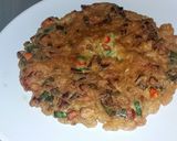 Foto langkah ke 5 dari resep Dadar Telur warna.