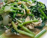 Foto langkah ke 4 dari resep Tumis Horenzo (Bayam Jepang) Enoki.