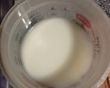 Foto del paso 1 de la receta: Postrecitos de vainilla y chocolate con suero de leche