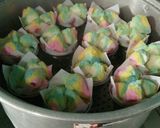 Foto langkah ke 9 dari resep Bolu Kukus Mekar.