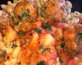 Foto del paso 5 de la receta: Fideos codito con albóndigas😋