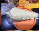 Foto langkah ke 4 dari resep Korean Cream Cheese Garlic Bread.