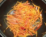A picture of step 4 of Veggie Packed Chow Mein.