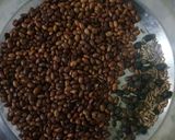 A picture of step 2 of Instant horse gram soup.