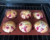 Une image de l'étape 5 de Muffins aux groseilles.