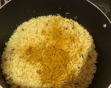 A picture of step 13 of Fruit rice and chicken sauce.