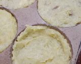 Foto langkah ke 4 dari resep Golden Potato Pies.