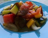 Foto del paso 7 de la receta: Ensalada de tomate con vinagreta de melocotón