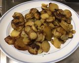 Une image de l'étape 11 de Duo de pommes de terre à la crème de truffe, ail et oignon.