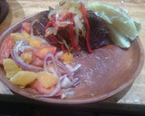 Foto del paso 6 de la receta: Col dorado, frutas y verduras y medallones de merluza