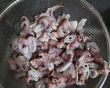 Foto langkah ke 1 dari resep Sambal Cumi Asin.