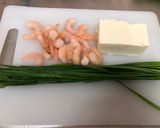 A picture of step 1 of Shrimp and Tofu Rice-Paper Fry.