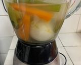 A picture of step 2 of Chicken vegetable soup.