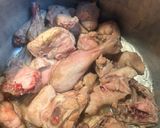 A picture of step 1 of Chicken khorma.