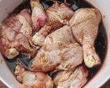 Foto langkah ke 2 dari resep Filipino Chicken Adobo.
