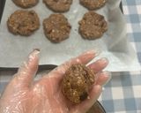 A picture of step 4 of Banana cocoa energy bar.