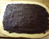 Foto langkah ke 4 dari resep Roti Babka isi Cokelat dan Kacang.