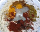 A picture of step 2 of Tandoori Missi roti.