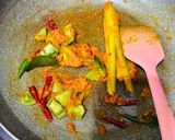 Foto langkah ke 2 dari resep Ikan Tongkol Bumbu Kuning.