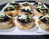 Foto del paso 8 de la receta: Champiñones rellenos de morcilla y puerro
