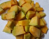 A picture of step 1 of कद्दू की सब्जी.