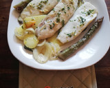 Foto del paso 6 de la receta: Lomitos de Merluza al horno sobre lecho de patatas y hortalizas