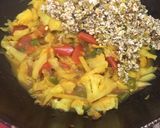 A picture of step 5 of Veggie daliya curry.