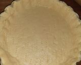 Foto del paso 8 de la receta: Tarta de frutillas con masa sin manteca