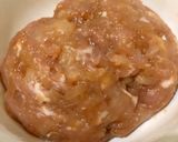 รูปขั้นตอนการทำที่ 1 ของ หมูไก่สับกะเพราพริกสวน