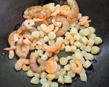 Foto del paso 1 de la receta: Cazuela de mariscos a mi manera
