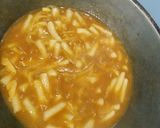 Foto langkah ke 9 dari resep Tteobokki kuah kari.