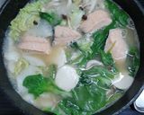 รูปขั้นตอนการทำที่ 3 ของ Salmon Miso Nabe (หม้อไฟแซลมอนมิโซะ)